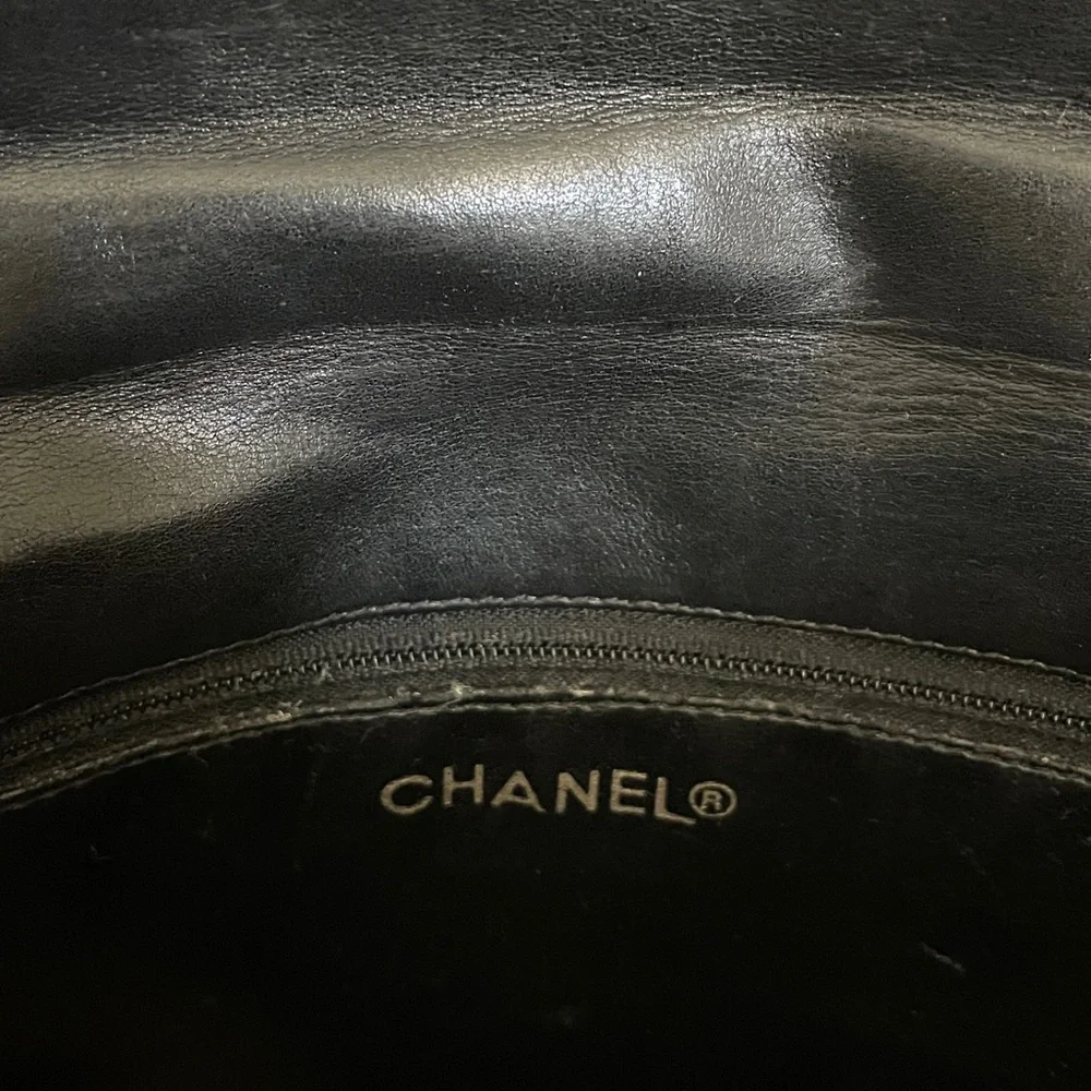 CHANEL Black Quilted Lambskin Crossbody Bag with Gold CC Turnlock